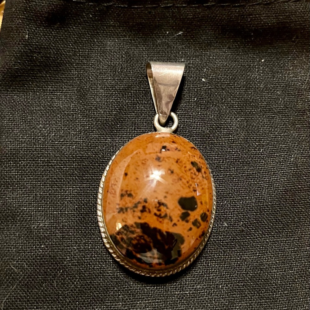 Brown and Silver Amber Necklace with Classic Design
